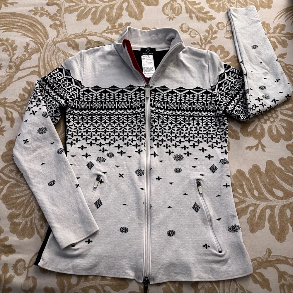 Newland Full Zip Sweater